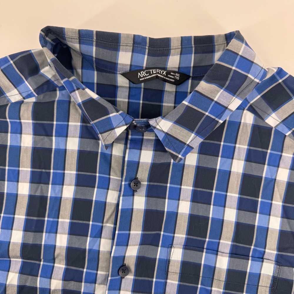 Arc'teryx Button Down Shirt Mens XXL Blue Plaid Short Sleeve Cotton Blend 8897 - Picture 1 of 8